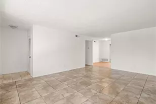 3725 N Fruit, Fresno, CA 93705 - Photo 5