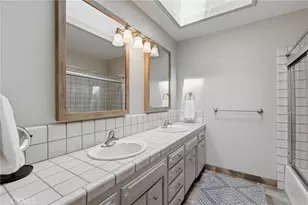 100 W Adrian Way, Hanford, CA 93230 - Photo 27