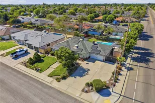 100 W Adrian Way, Hanford, CA 93230 - Photo 9