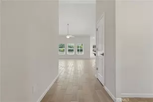 2025 Madeline Dr, Hanford, CA 93230 - Photo 11