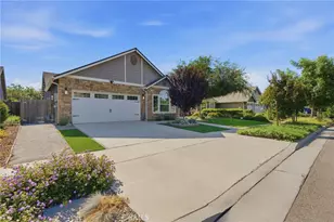 2025 Madeline Dr, Hanford, CA 93230 - Photo 3