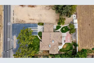 1714 N Blythe, Fresno, CA 93722 - Photo 65