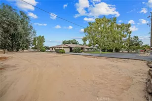 1714 N Blythe, Fresno, CA 93722 - Photo 47