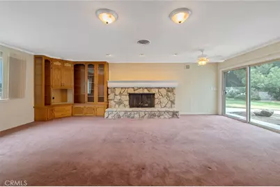 1714 N Blythe, Fresno, CA 93722 - Photo 43