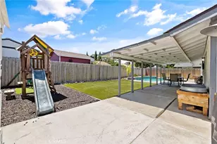 1176 Robin Ave, Hanford, CA 93230 - Photo 27
