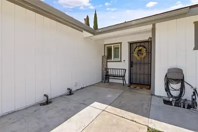 1176 Robin Avenue, Hanford, CA 93230 - Photo 5