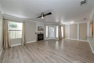 923 E Foxhill, Fresno, CA 93720 - Photo 7