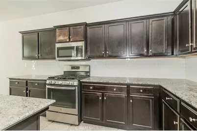 3415 Amanecer Avenue, Clovis, CA 93619 - Photo 13