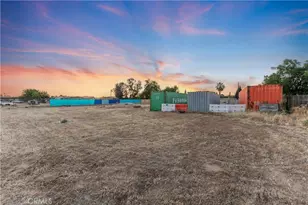 4730 E Richert, Fresno, CA 93726 - Photo 25