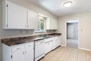 1122 Kensington Dr, Merced, CA 95340 - Photo 7