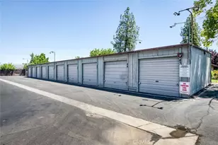 4504 N Valentine, Fresno, CA 93722 - Photo 27