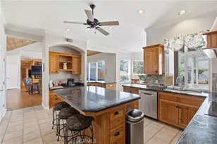 1995 Bergren Ct, Kingsburg, CA 93631 - Photo 9