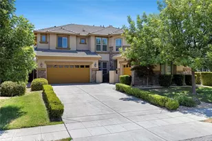 1135 N Whittier Ave, Clovis, CA 93611 - Photo 1