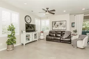 7049 N Cedar Hill, Fresno, CA 93722 - Photo 9