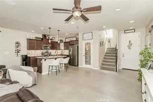 7049 N Cedar Hill, Fresno, CA 93722 - Photo 7