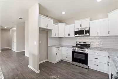 3447 E Douglas Avenue, Visalia, CA 93292 - Photo 11
