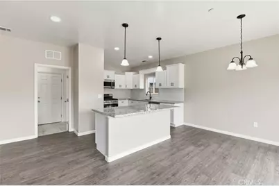 3447 E Douglas Avenue, Visalia, CA 93292 - Photo 9