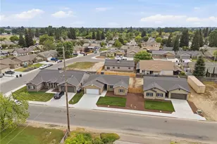 3447 E Douglas Ave, Visalia, CA 93292 - Photo 37