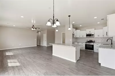 3447 E Douglas Avenue, Visalia, CA 93292 - Photo 7