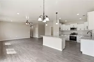 3447 E Douglas Ave, Visalia, CA 93292 - Photo 7