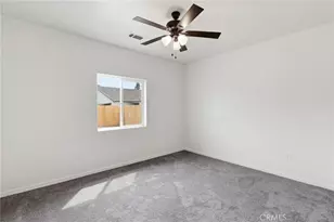 3447 E Douglas Ave, Visalia, CA 93292 - Photo 21