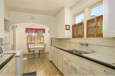 1845 N Arthur, Fresno, CA 93705 - Photo 11