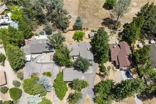 39749 Pine Ridge Rd, Oakhurst, CA 93644 - Photo 43