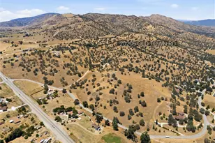20205 Old Town Rd, Tehachapi, CA 93561 - Photo 73