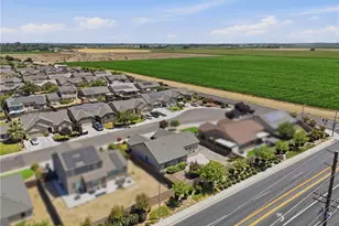 1361 Hoover Way, Hanford, CA 93230 - Photo 45