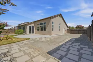1361 Hoover Way, Hanford, CA 93230 - Photo 41