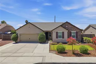 1361 Hoover Way, Hanford, CA 93230 - Photo 1