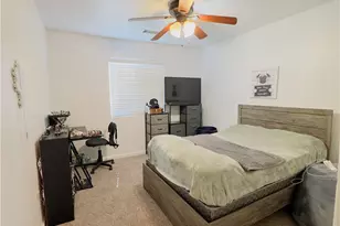 1009 S Elverta St, Visalia, CA 93292 - Photo 41