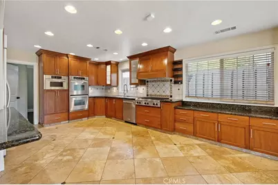 2175 Beechwood Court, Hanford, CA 93230 - Photo 13