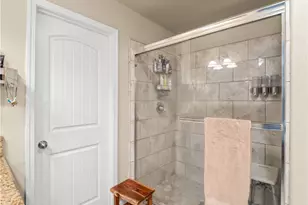 391 Rosewood, Sanger, CA 93657 - Photo 27