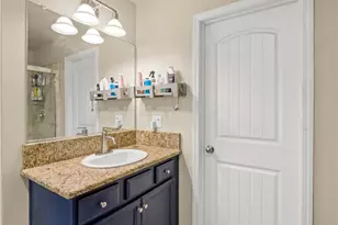 391 Rosewood, Sanger, CA 93657 - Photo 25