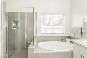2193 E Kamm, Kingsburg, CA 93631 - Photo 23