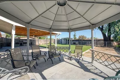 4885 E Atchison Ave, Fresno, CA 93725 - Photo 27