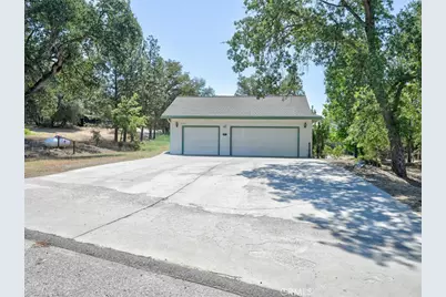 45241 Dillon, Ahwahnee, CA 93601 - Photo 5