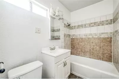 3827 E Hamilton, Fresno, CA 93702 - Photo 25