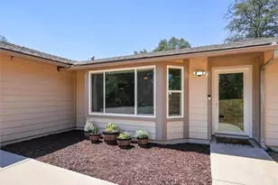 30212 N Dome Dr, Coarsegold, CA 93614 - Photo 5