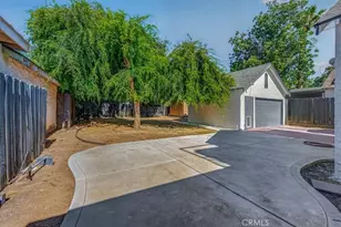 256 N Sierra Vista, Fresno, CA 93702 - Photo 9
