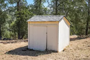 42025 Rd 415, Coarsegold, CA 93614 - Photo 23