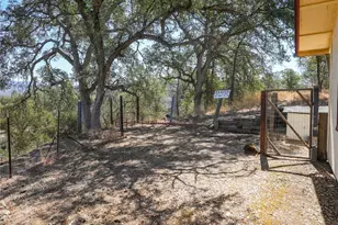 42025 Rd 415, Coarsegold, CA 93614 - Photo 19