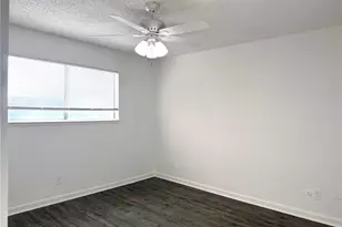 4689 N Feland, Fresno, CA 93722 - Photo 17