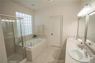 2675 E Rockingham Ct, Fresno, CA 93720 - Photo 41
