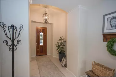 2675 E Rockingham Court, Fresno, CA 93720 - Photo 5