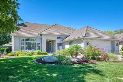 2231 E Pryor Drive, Fresno, CA 93720 - Photo 1