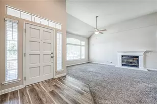 2231 E Pryor Dr, Fresno, CA 93720 - Photo 3