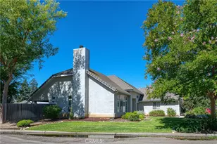 2231 E Pryor Dr, Fresno, CA 93720 - Photo 37