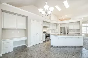 2231 E Pryor Dr, Fresno, CA 93720 - Photo 13